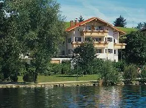 شقة Gaestehaus Guggomos 