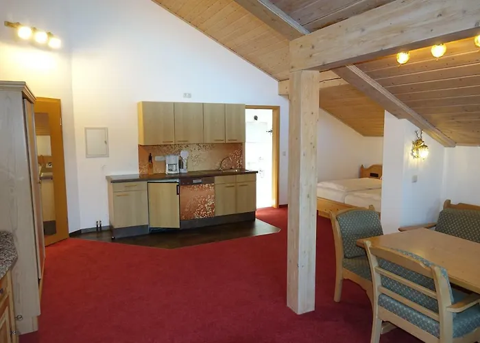 Gaestehaus Guggomos 