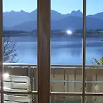 Apartman Gaestehaus Guggomos 