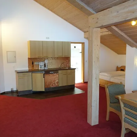 Gaestehaus Guggomos 